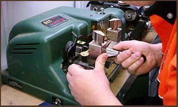 Indianapolis Local Locksmiths Indianapolis, IN 317-564-3570 - key-making